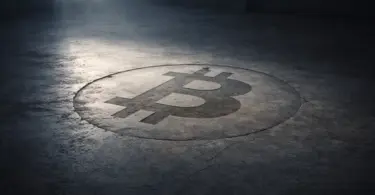 Veszteségben a Bitcoin, évek óta először fordult negatívba a 30 napos realizált eredmény
