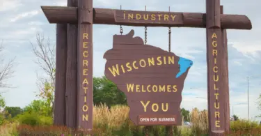 Wisconsin beperelte a Coinbase-t és a Polymarketet